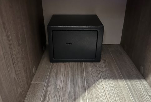 1 N EK 16